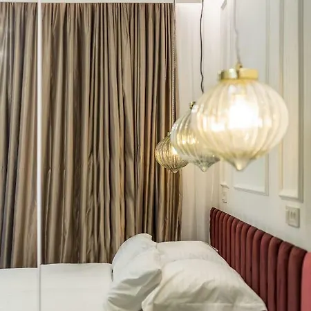 Nephelae Boutique 4*