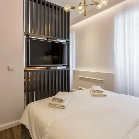 Nephelae Boutique Сплит