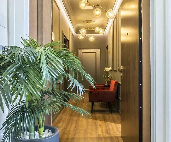 Nephelae Boutique Πανσιόν 4*