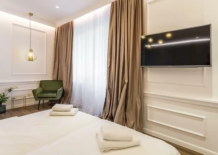 Nephelae Boutique 4* Σπλιτ