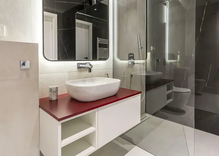 Nephelae Boutique 4*